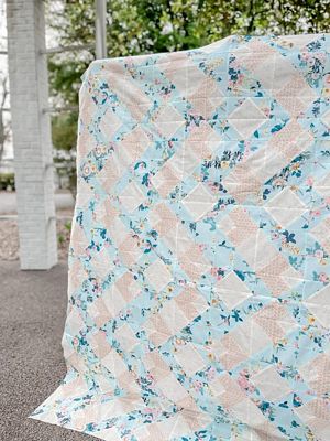 Azalea Bay Quilt Pattern