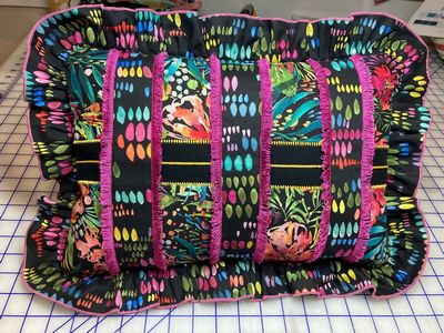 Cutting Edge Serger Project Fringed Pillow Pattern