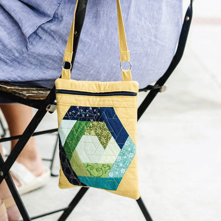 Kimberbell Classic Vol 4: Hexagon Log Crossbody Bg